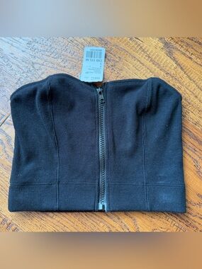 ☀️FREE Zip-Up Strapless Crop Top with Purchase